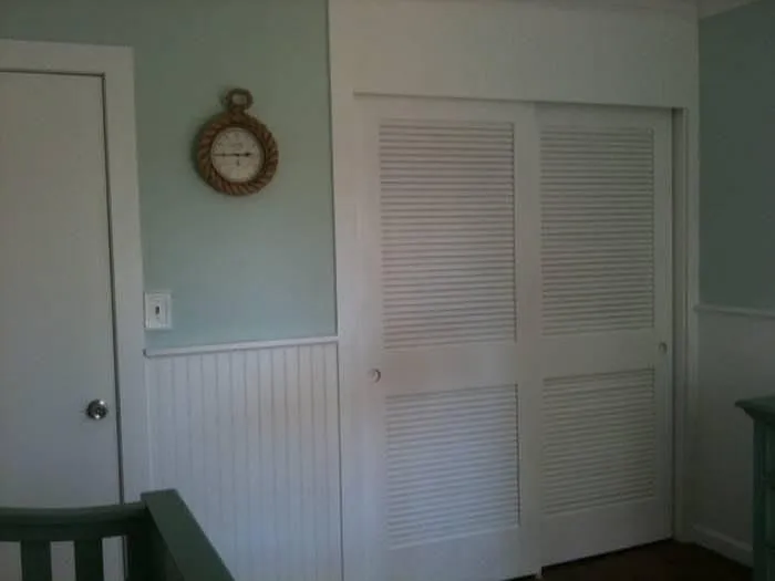 Guest Bedroom #1 Closet