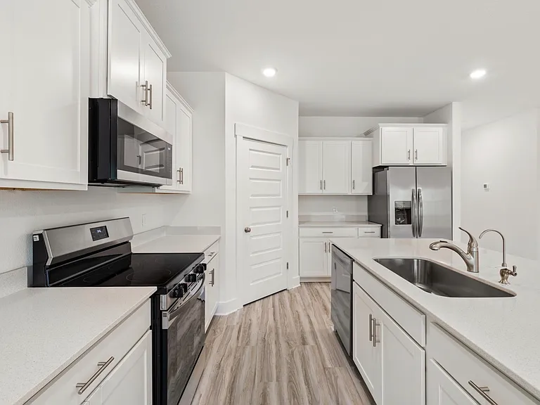 127 Holley Grove Ln — Photo 10