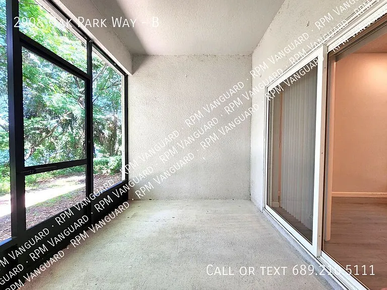 2908 Oak Park Way #B — Photo 15