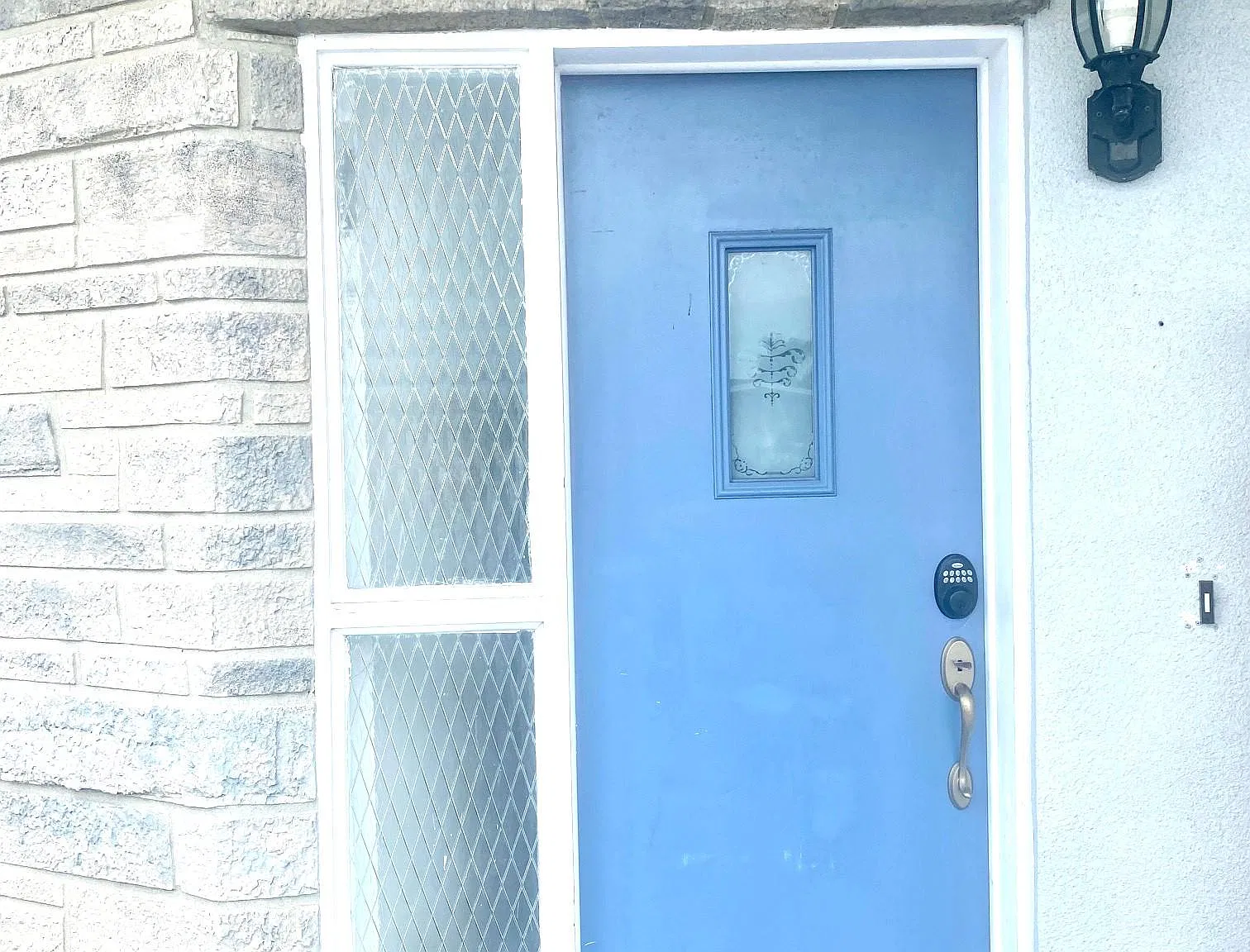 4108 Chesswood Dr — Photo 2