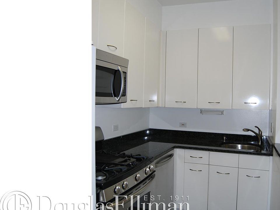 1st image of 62 W 62nd St APT 3C