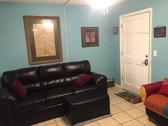 2 bed, 1.0 bath, 570 sqft, $2,300 — Photo 3