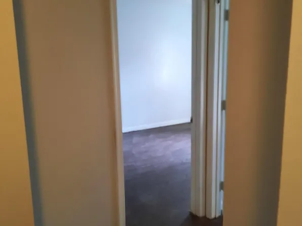 4215 Baylor St, Greensboro, NC 27455