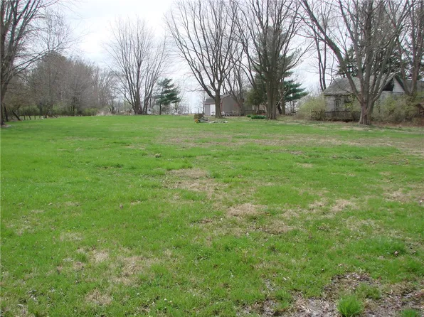 1141 County Road 790n, Sullivan, IL 61951