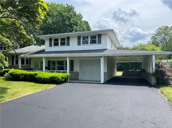 554 Meadowbriar Rd, Rochester, NY 14616