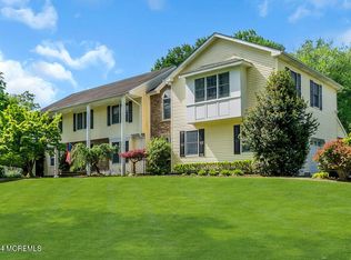 1 Quaker Rd, Middletown, NJ 07748