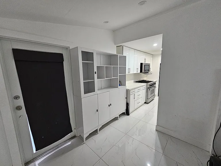 7130 SW 112th Ct — Photo 4