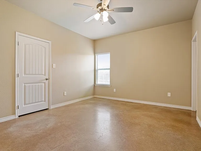 1101 College Ave — Photo 11