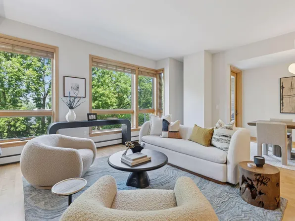 4201 Sunset Dr #N213, Spring Park, MN 55384