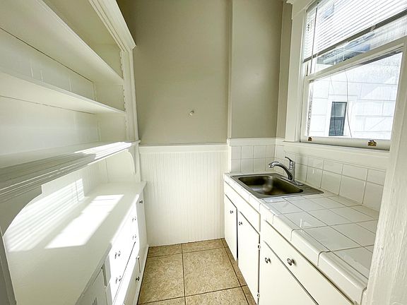 5th image of 551 Columbus Ave