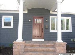 131 Church St, Belford, NJ 07718