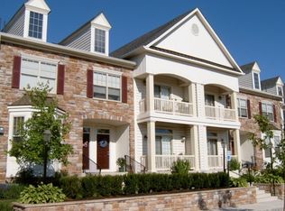 816 Ridgeview Ct, Sellersville, PA 18960
