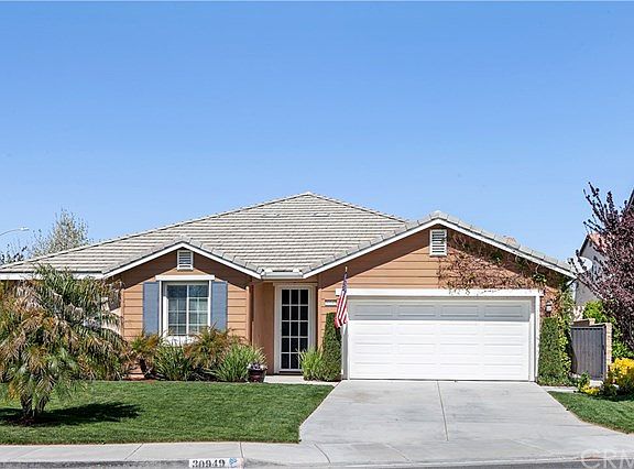 2nd image of 30949 Moonflower Ln