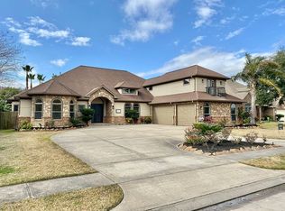2406 Walker Ct, Pearland, TX 77581