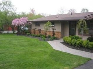 35945 Timberlane Dr, Solon, OH 44139
