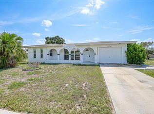 2166 Beacon Dr, Pt Charlotte, FL 33952