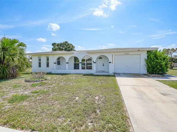 2166 Beacon Dr, Pt Charlotte, FL 33952
