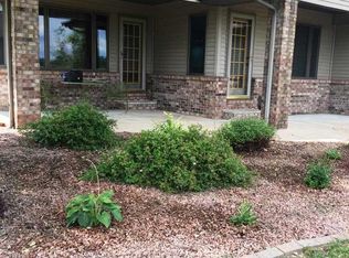 23213 N Arrow Rd, Cuba, IL 61427