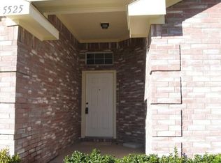 5525 Spring Ridge Dr, Watauga, TX 76137