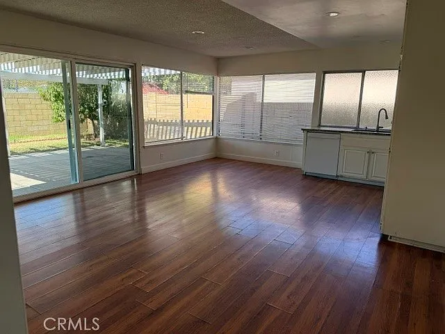 3427 Delilah St — Photo 5