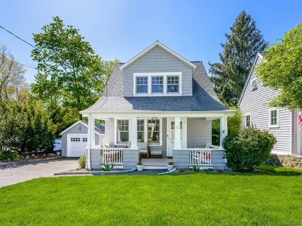 13 Raymond Heights, Darien, CT 06820