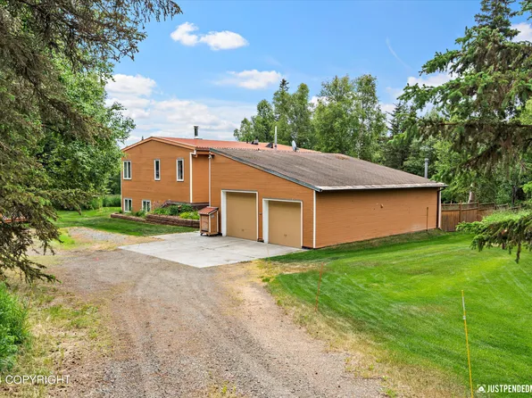 13350 Ginpole Cir, Anchorage, AK 99516