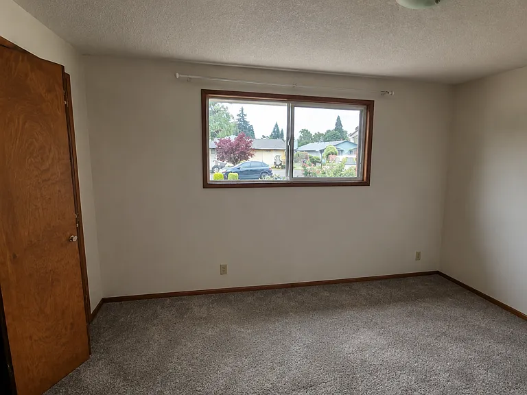 4461-4463 Hilton Dr #4463 HILTON DR — Photo 7
