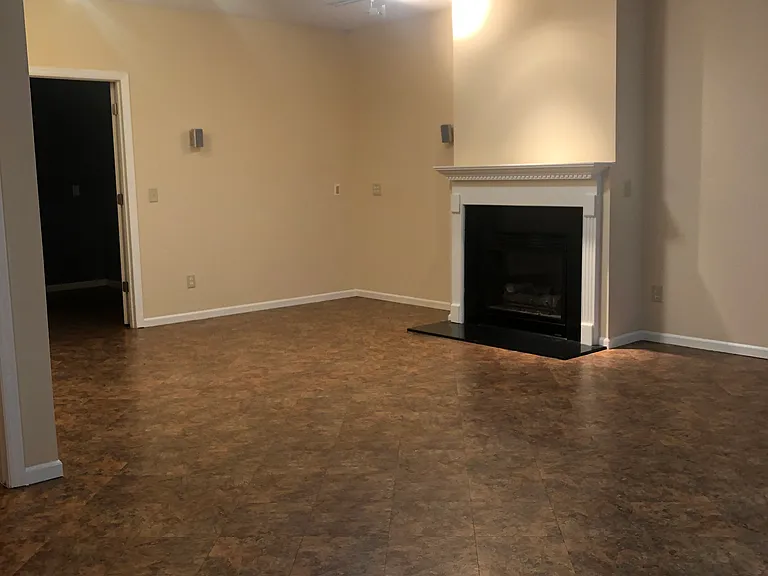 1680 Oakbrooke Ct — Photo 31