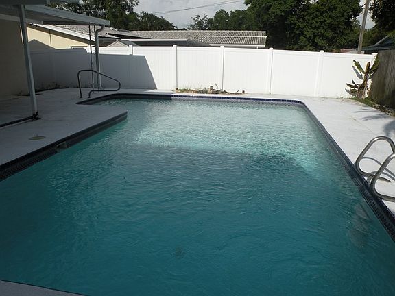 2nd image of 1817 Northwood Dr