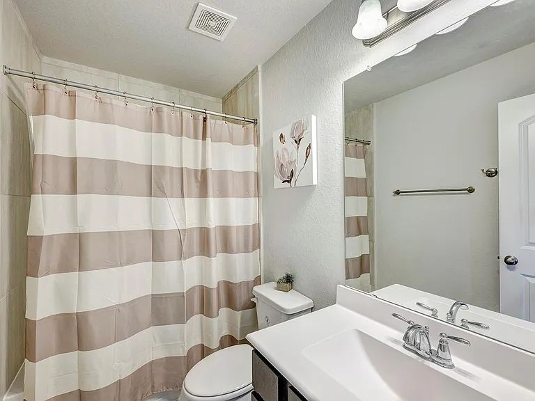 2113 Paul Quinn St — Photo 15