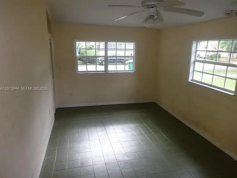 335 NE 114th St #1 — Photo 12