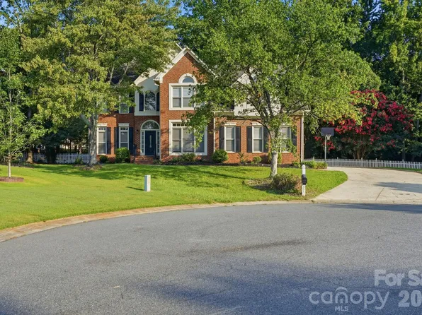 1321 Hillshire Meadow Dr, Matthews, NC 28105