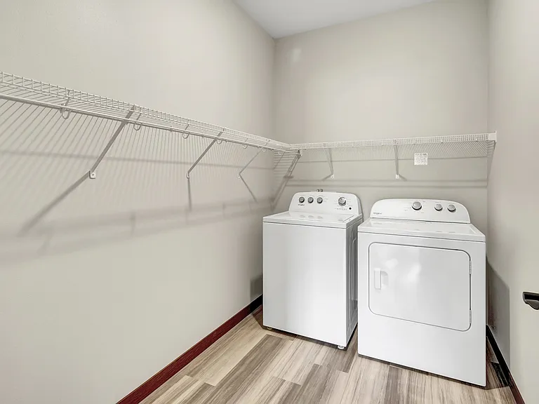 Closet with Washer & Dryer