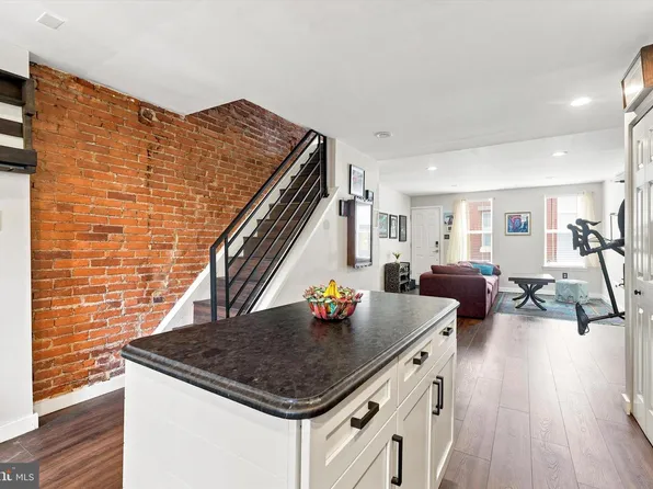 1931 Annin St, Philadelphia, PA 19146