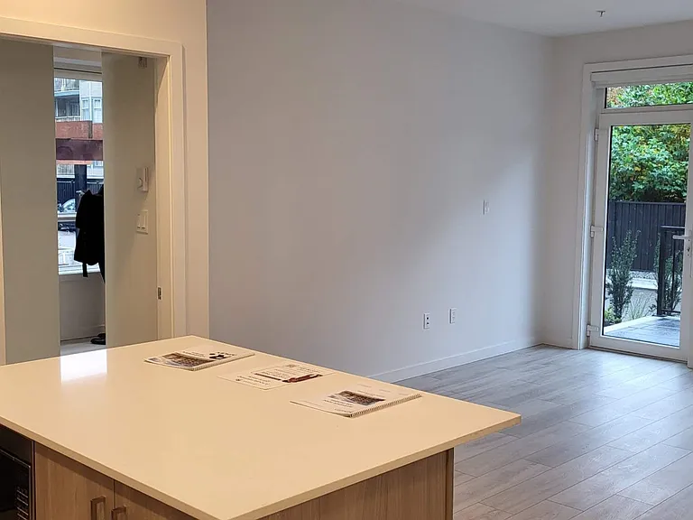 13838 108th Ave #110 — Photo 3