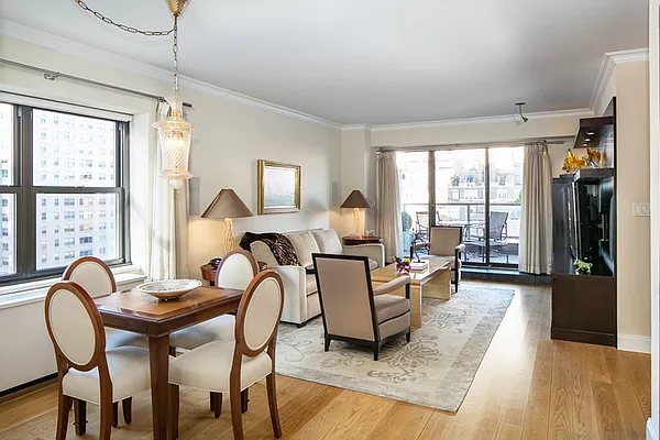 Sold by Fox Residential Group | media 5