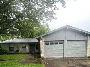 1102 Laurelhill Ct, Arlington, TX 76015