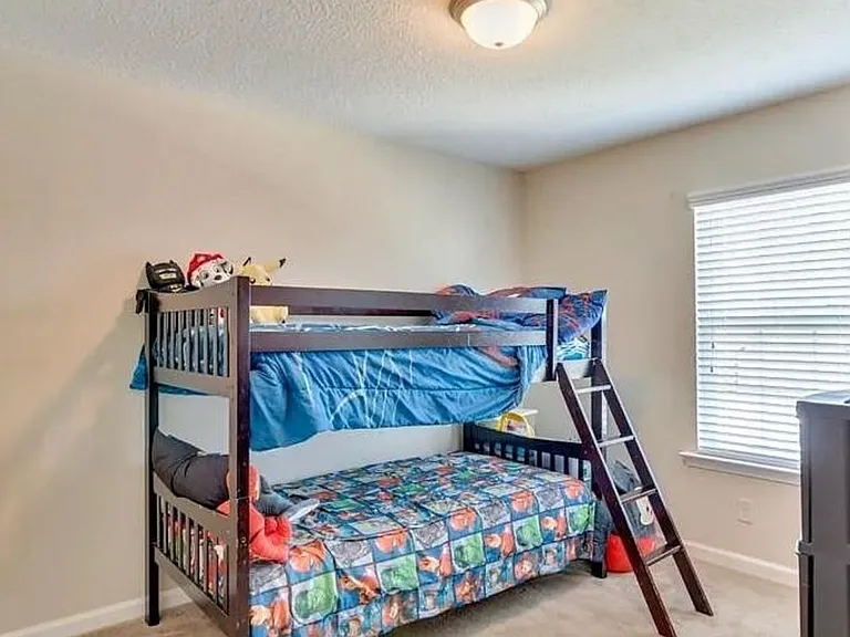 1283 Windrow Dr — Photo 4