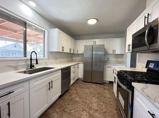 10140 SW Tigard St, Tigard, OR 97223