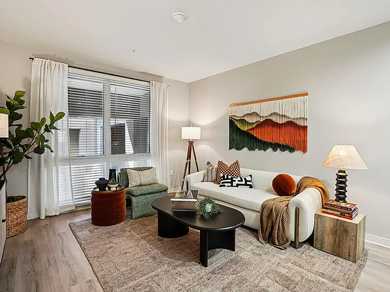 Haven at Del Mar Station Apartments — Photo 4