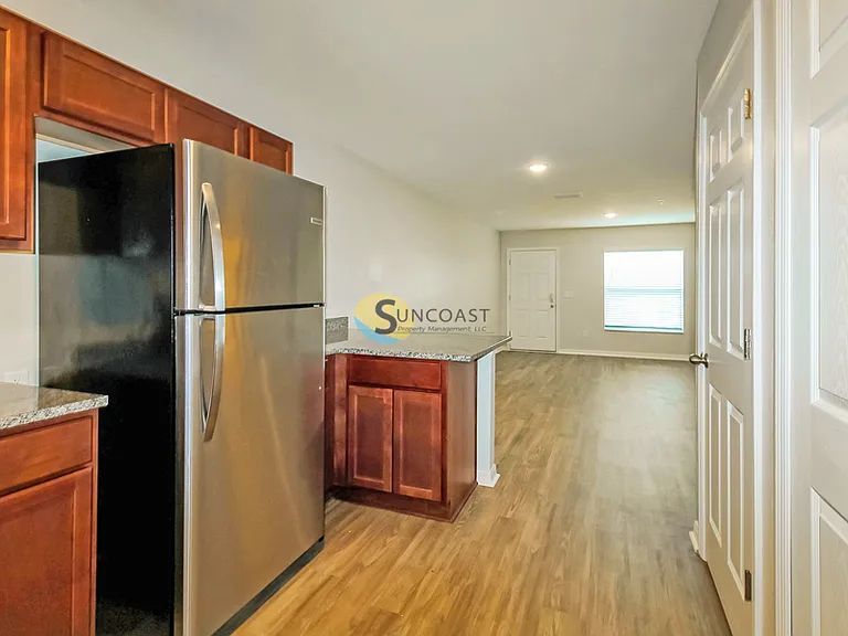 2103 NE 78th Ln — Photo 9