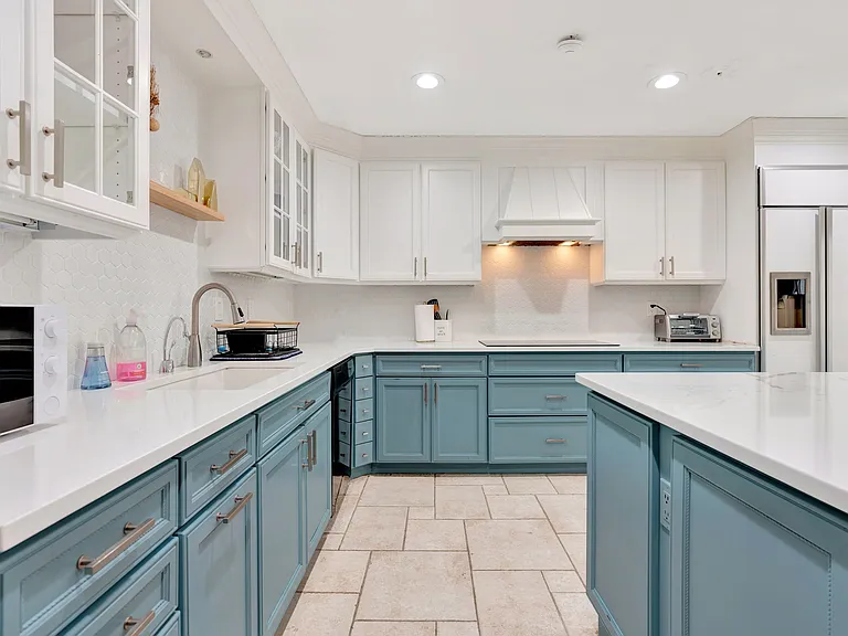 2436 Holly Ln — Photo 6