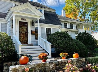 95 S Main St, Cohasset, MA 02025