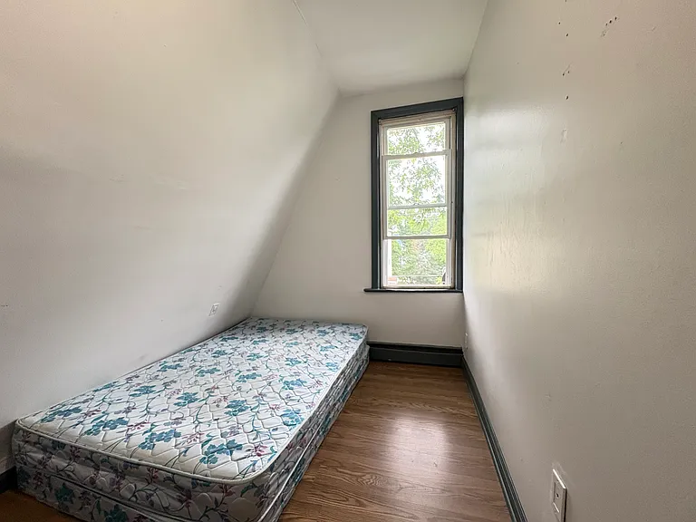 287 Avon Ave #3 — Photo 6