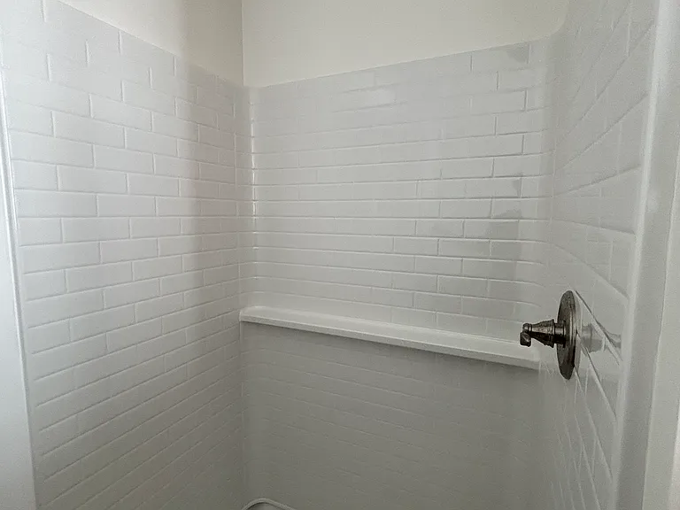 314 College Ave #A — Photo 8