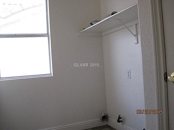 3rd image of 1628 Indian Cove Ln