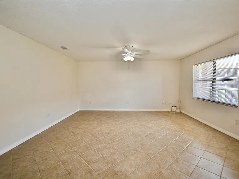 6150 Gulfport Blvd S — Photo 11