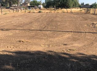 5727 W Shaw Ave, Fresno, CA 93722