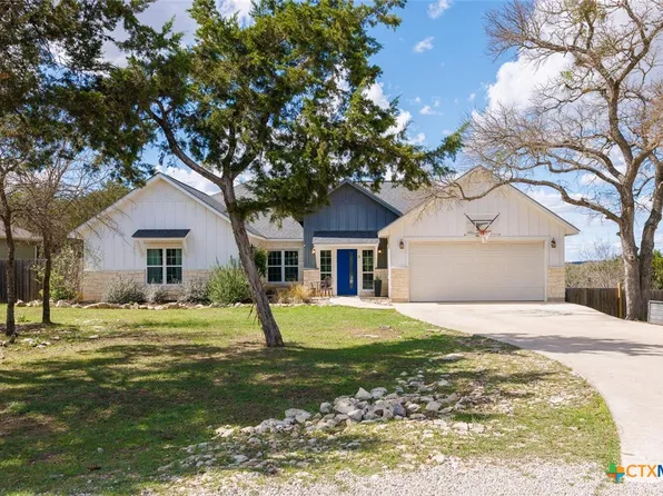 8 Butterfly St, Wimberley, TX 78676