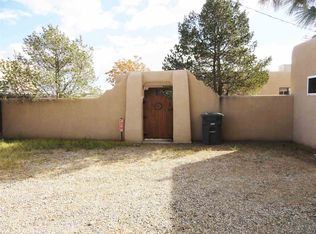 3121 Jemez Rd APT B, Santa Fe, NM 87507
